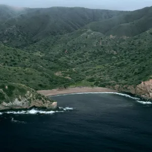 Coches Prietos, Santa Cruz Island