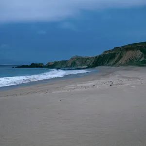 Pozo Beach, Santa Cruz Island