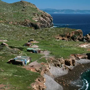 village at Southeast side, South Todos Santos Island